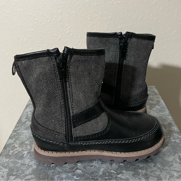 Carter’s Galaway Boys Black Side Zipper Boots, Size 8 - Picture 3 of 8